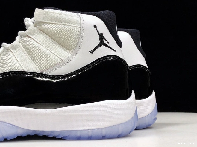 11 Air 